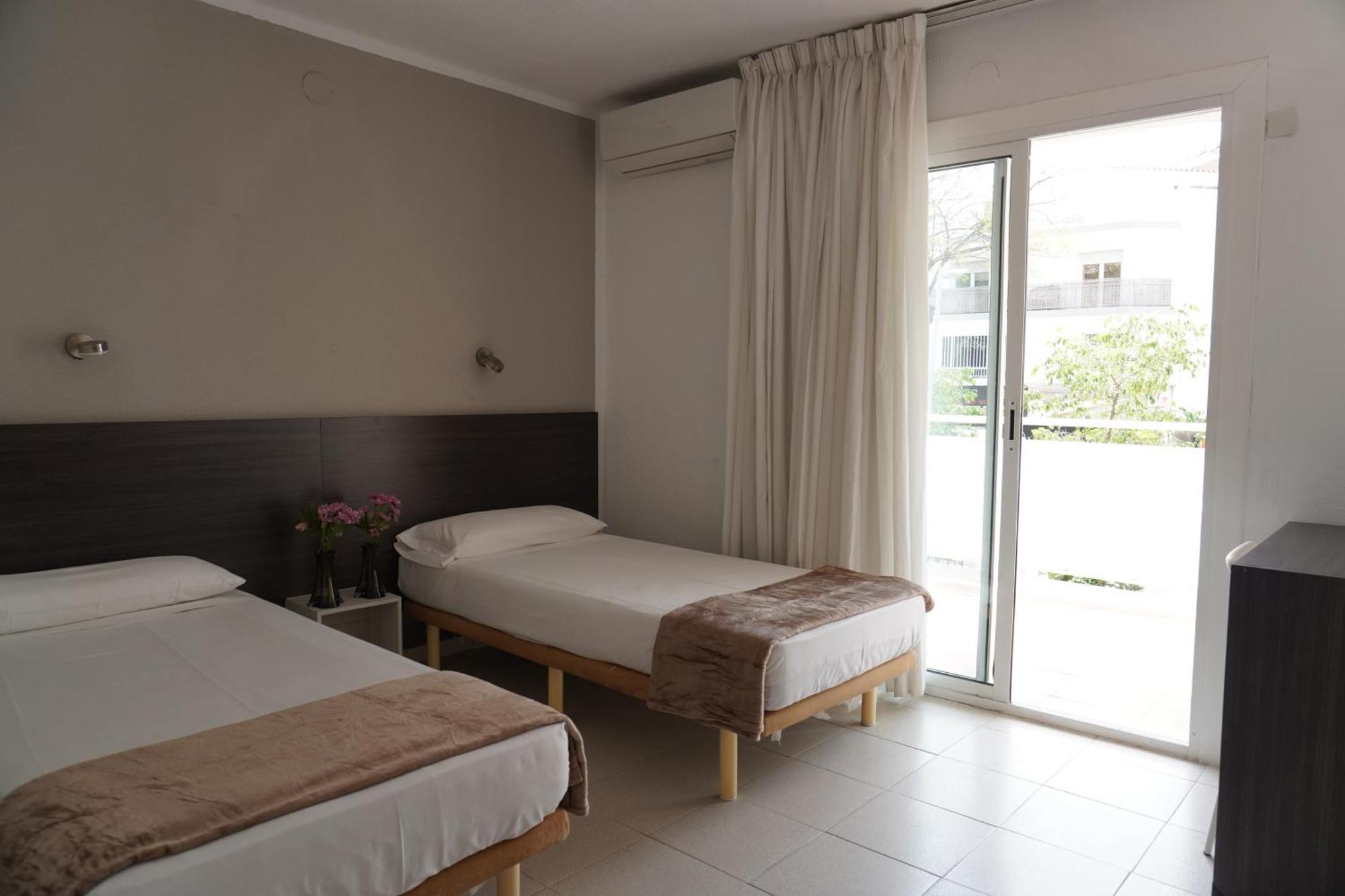 Ram Rooms Tahiti Salou Exterior foto
